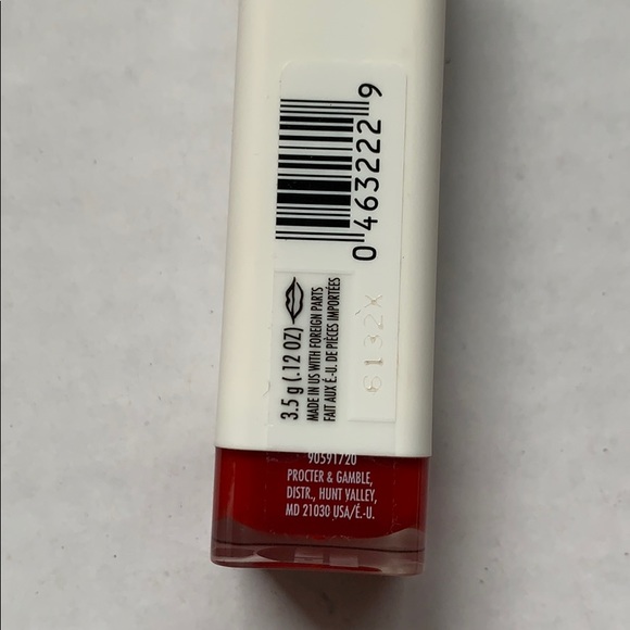 Katy Kat Matte Lipstick in crimson cat - Picture 3 of 5